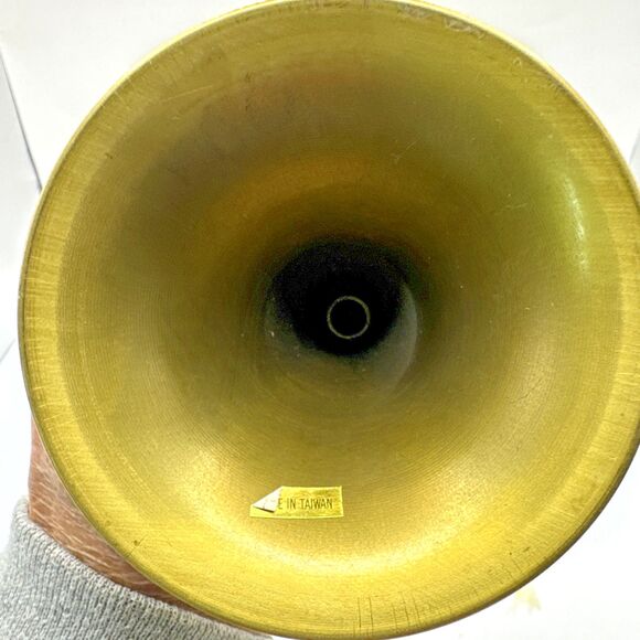 Brass Trumpet Bugle Horn Candle Holder Tapers 9” Patina ￼India Vintage - Picture 4 of 5